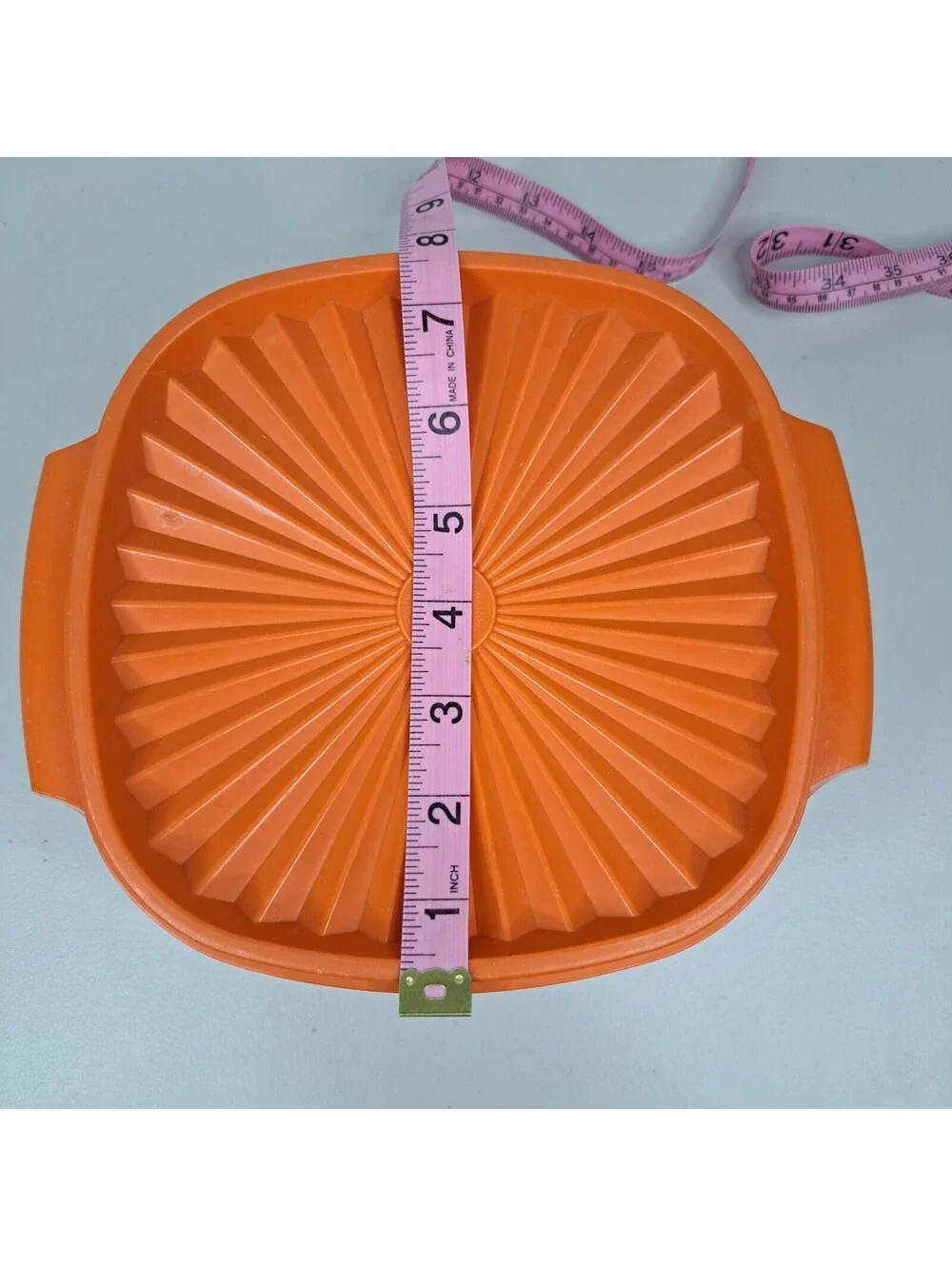 Vintage Tupperware Orange Servalier Square Bowl 838-3 Lid 839-2